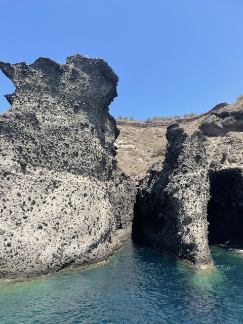 Santorini: Private All-In Catamaran Cruise, with Food|Drinks - From Thera to Vlychada Port: The Boarding Moment Matters