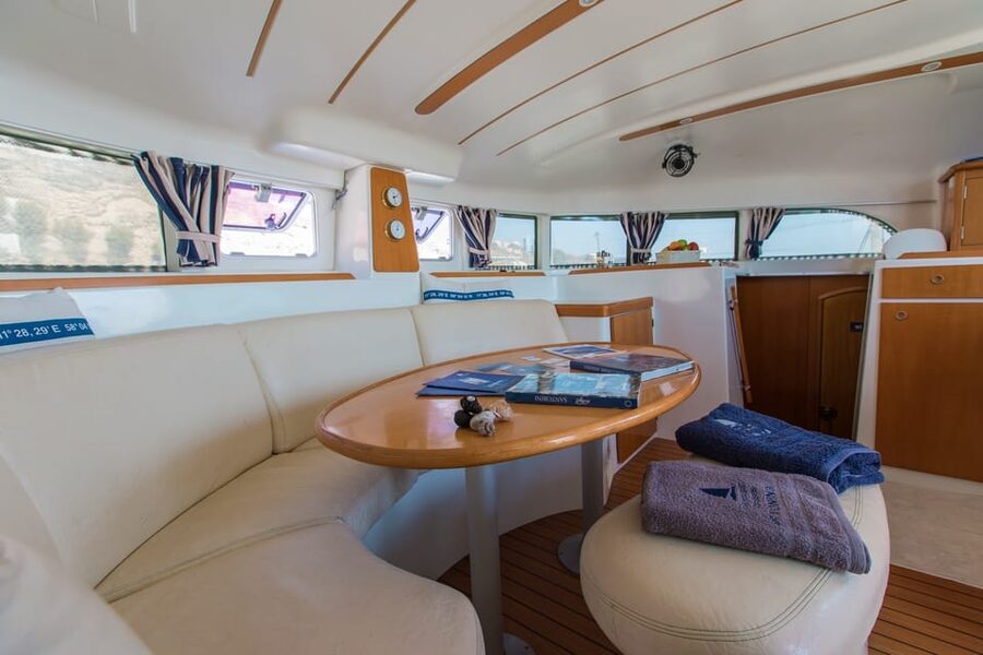 Santorini: Private Catamaran Cruise with Food & Drinks - Palea Kameni and Nea Kameni: when the route turns volcanic