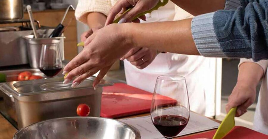 Santorini: Private Cooking Class and Wine Tasting Tour - Key highlights you should care about