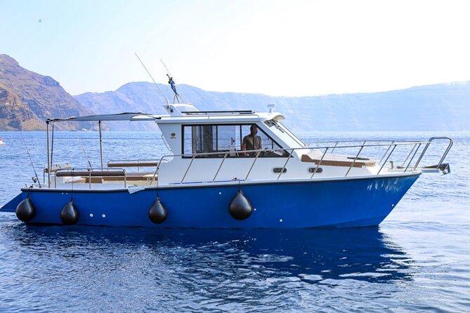 Santorini Private Cruise Sightseeing Tour with BBQ and Drinks - Where Ormos Ammoudiou fits into your Santorini day
