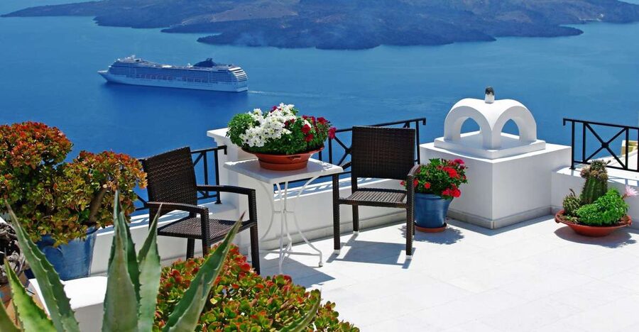 Santorini: Private Custom Island Guided Tour 3 - 5 hours - Firostefani and the Blue-Dome Look You Came For
