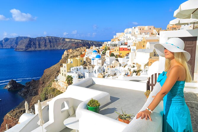 Santorini Private Custom Tour 6 - Hours - Emporio and castles without the souvenir rush