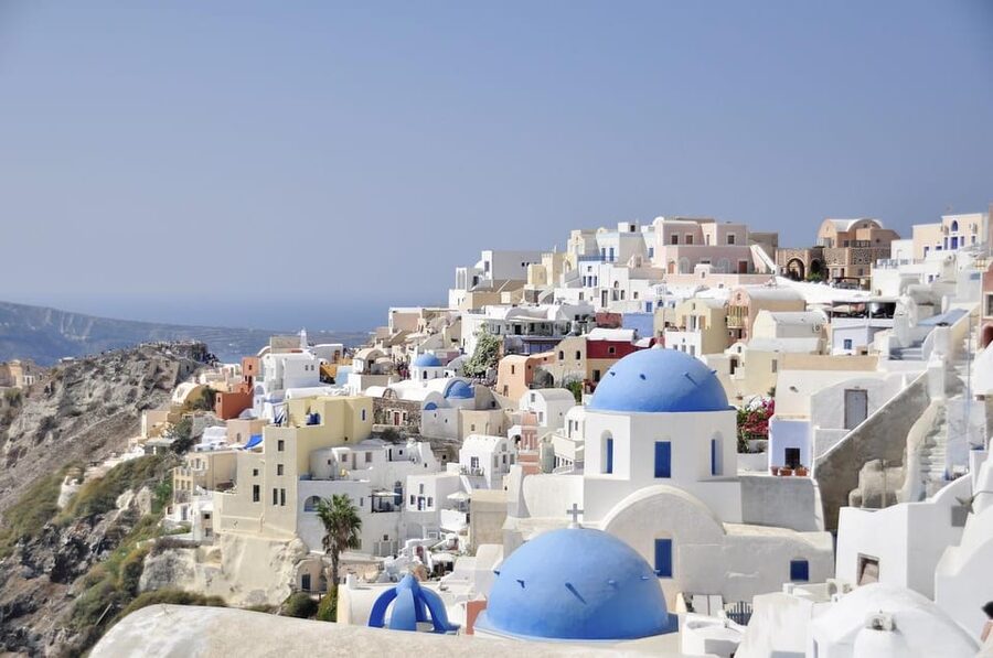 Santorini: Private Customizable Tour with Flexible Lenghts - Pyrgos and Oia villages: choosing the right town for your kind of wandering
