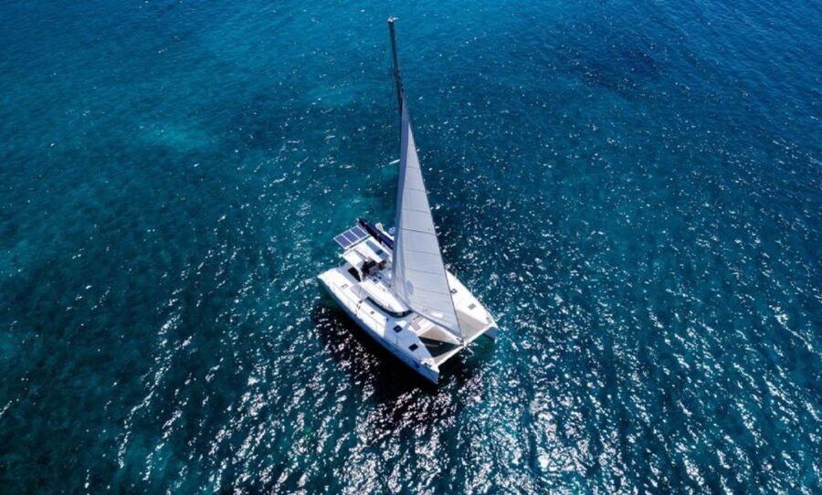 Santorini: Private Day Cruise with a BBQ meal and Open Bar - Unique Beaches Around the Caldera: Why the Color Makes Sense on a Boat