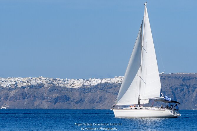 Santorini Private Daytime Sailing Tour with Meal, Drinks &Transfer included - Drinks included: unlimited beer, wine, and soft drinks without the awkward math