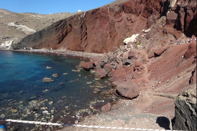 Santorini Private Driver: Explore Santorini - Port & Hotel Pickup - Beer tasting at Ftelos: a fun alternative to another winery hour
