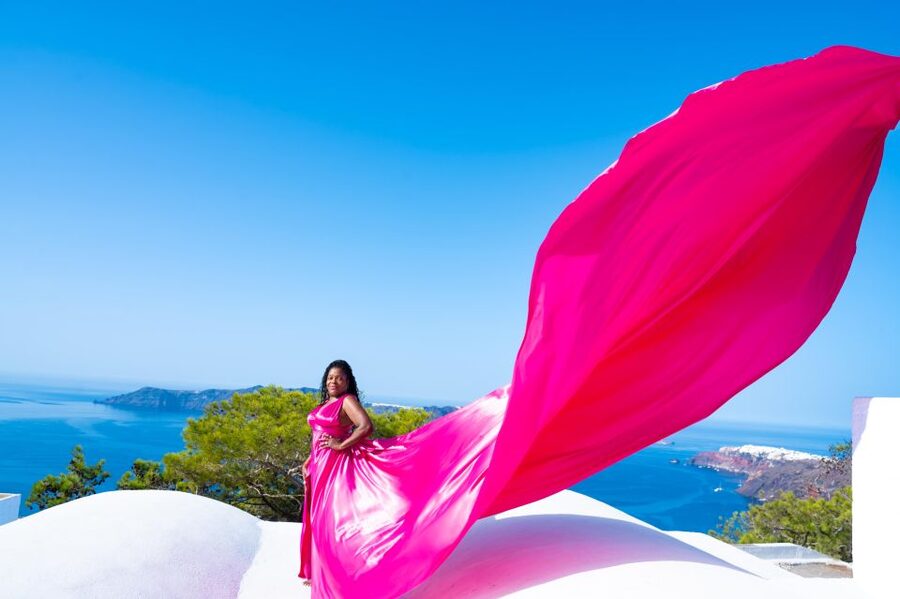 Santorini: Private Flying Dress Photoshoot with Pickup - Quick hits before you float your dress