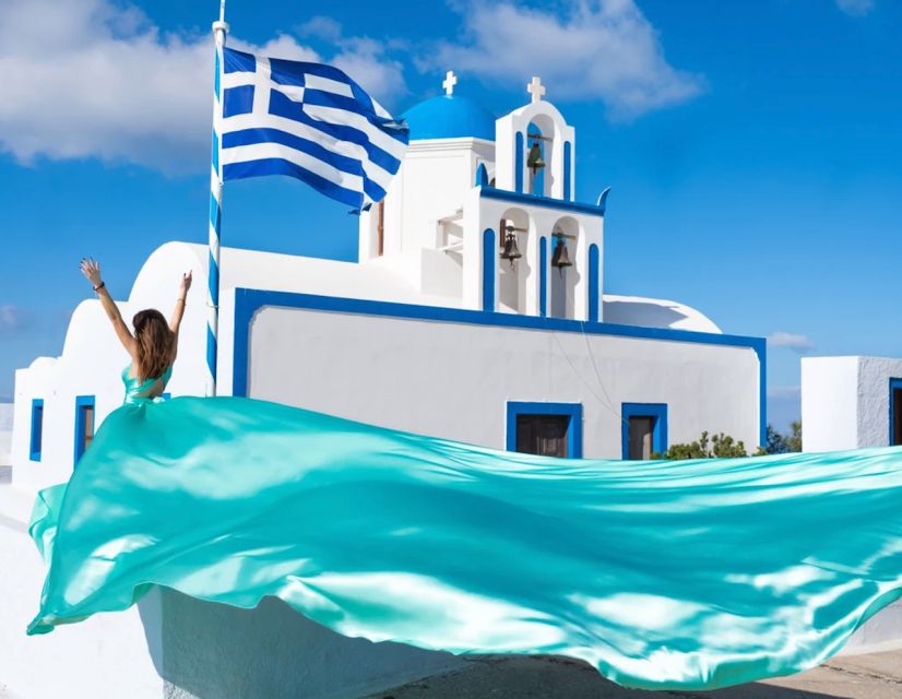 Santorini: Private Flying Dress Photoshoot with Pickup - Rules that keep the session simple