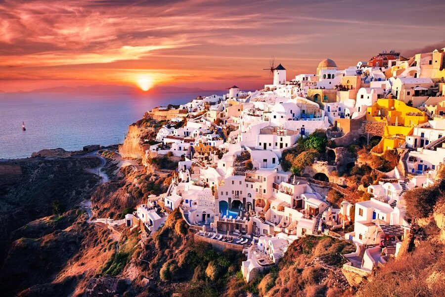 Santorini: Private Guided Tour with Sunset View - South Santorini Beaches: Red Sand, Vlychada, and Black Sand