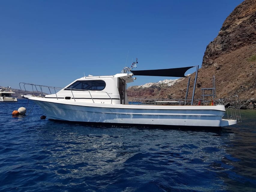 Santorini: Private Motorboat Cruise and Volcano Hike - Hot Springs and Mud: Relax Time With One Clear Rule