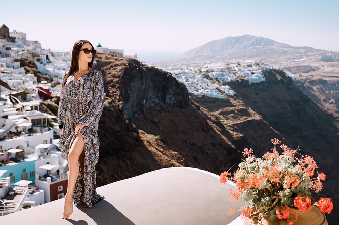 Santorini Private Photo Shoot - Tour - Photo delivery timeline: selection, editing, and the 24-hour option