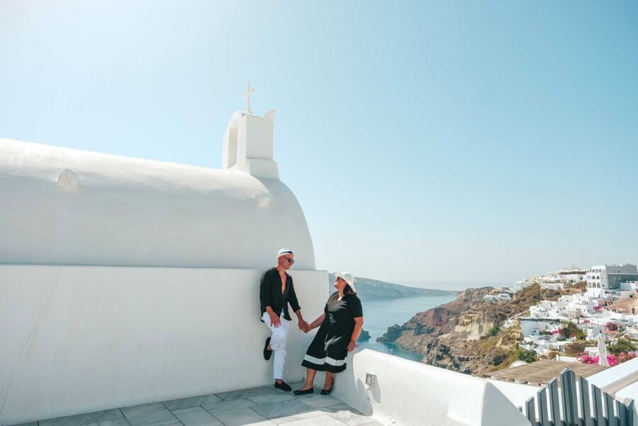 Santorini Private Photoshoot - Quality Control: When Editing Style and Makeup Matter