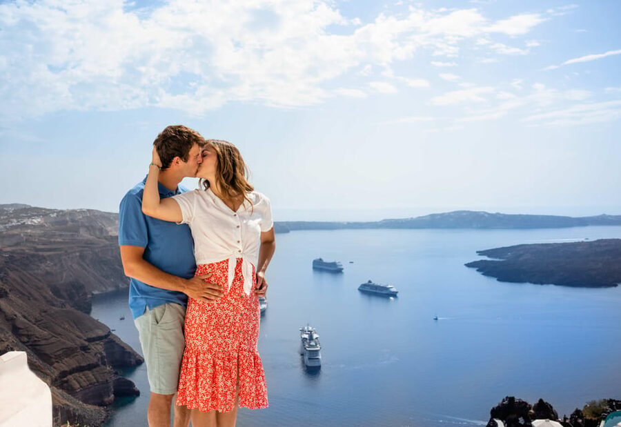 Santorini: Private Photoshoot Tour by a Pro Photographer - Oia or Imerovígli: choosing the look you want most