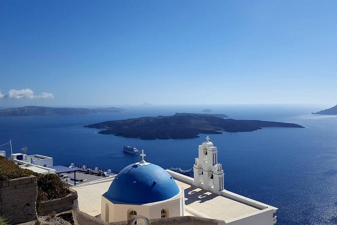 Santorini Private Romantic Tour with Dinner & Wine Tasting - Red Beach in 15 minutes: volcanic color with a strong photo payoff