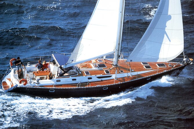 Santorini: Private Sailing Yacht Cruise with Meal and Drinks - Key things to know before you go
