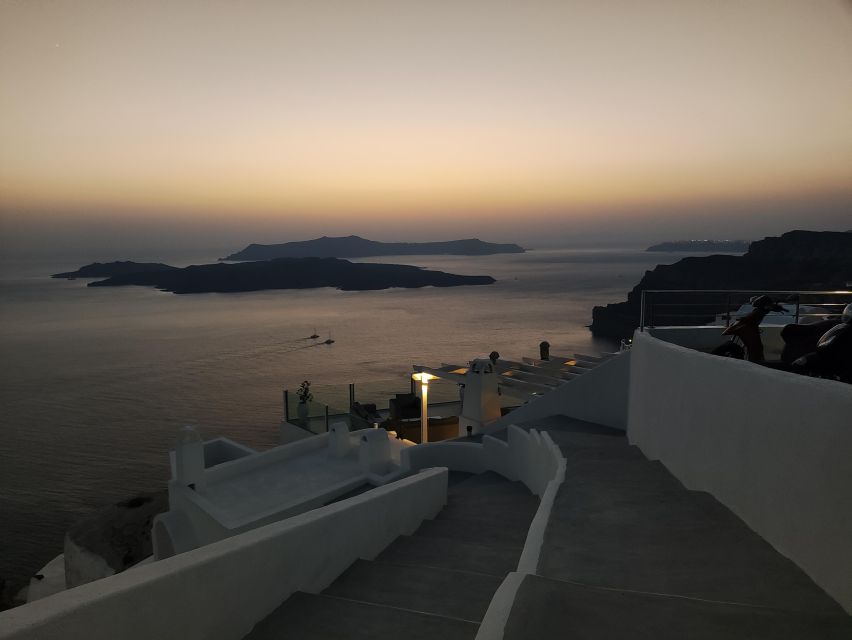 Santorini: Private Sightseeing Tour with Local Guide - Should you book this private Santorini sightseeing tour?