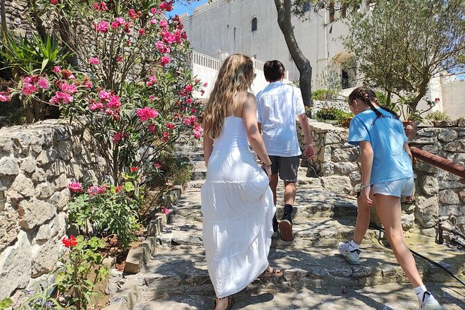 Santorini: Private Sightseeing Tour with Local Guide - How the 3-to-7-hour timing works for your day