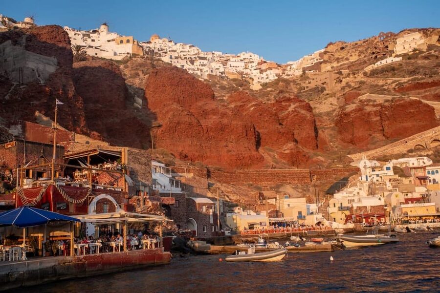 Santorini: Private Sightseeing Tour with Local Guide - Who this private tour fits best