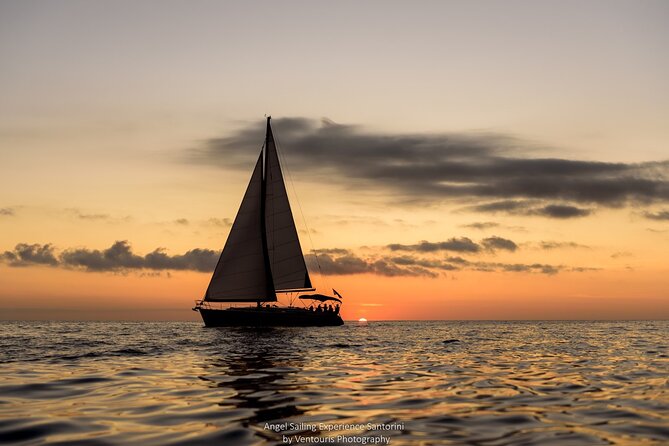Santorini Private Sunset Sailing Tour with Dinner, Drinks &Transfer included - Your crew: why Captain George (and the team) changes the feel