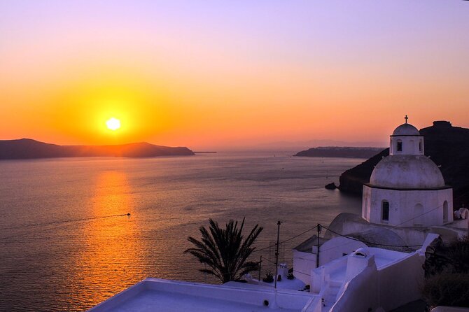 Santorini Private Tour Flexible Hours - Getting picked up in Fira versus cruise ship chaos