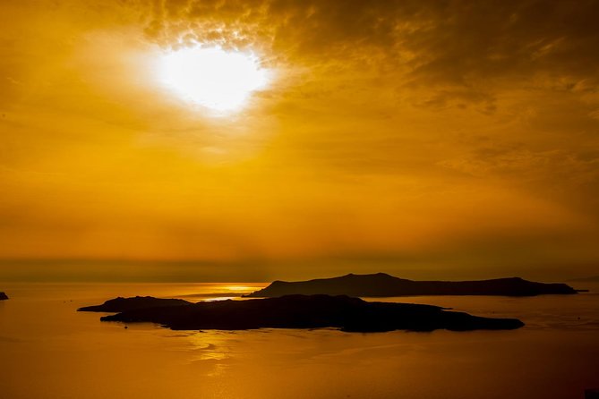 Santorini private tour free choice - Your Free-Choice Route: Volcano, Akrotiri, Elias Monastery, Fira, Oia, and More