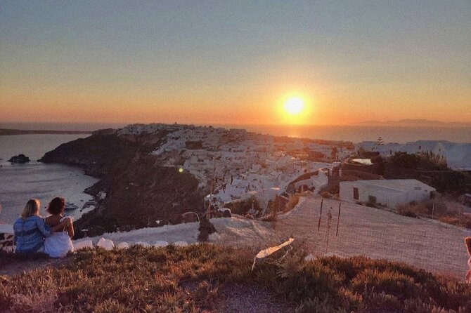 Santorini Private Tour Highlights 6h for Groups and Families - Price and value: what $660.77 gets you for up to 11