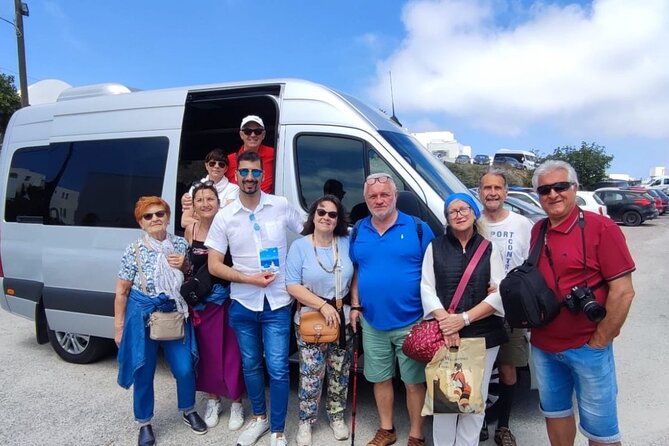 Santorini Private Tour in Spanish - Firostefani: the Blue Dome Church and the three-bell landmark