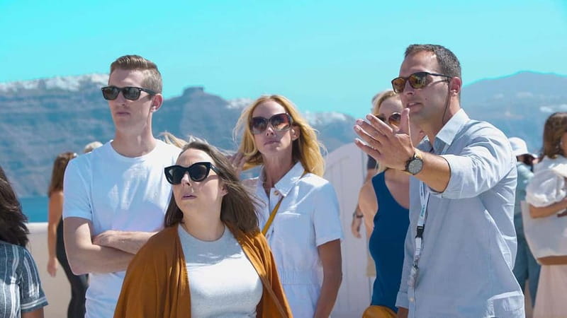 Santorini Private Tour: Must-See Highlights & Hidden-Gems - Oia: Why You’ll Want Time for the Streets, Not Just the Photos