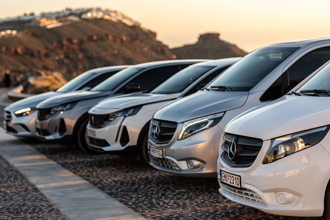 Santorini: Private Transfers To / From the Airport (JTR) - Pickup at Fira 847 00: How You Get Found Quickly