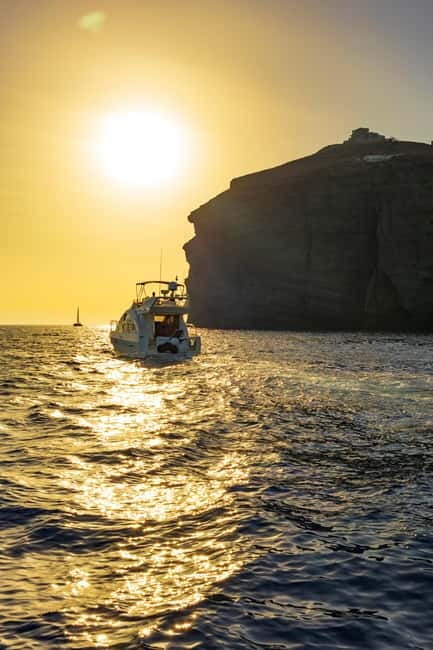 Santorini: Private Yacht Experience of Timeless Elegance - Getting There: The Smooth Van-to-Marina Start