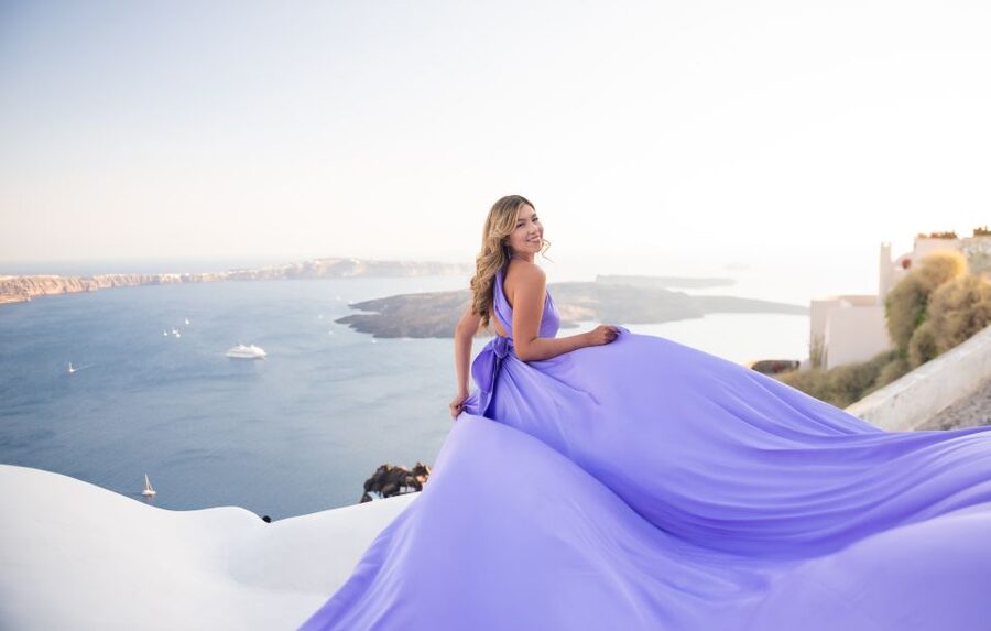 Santorini: Proffessional Flying Dress Photoshoot - Should you book it?