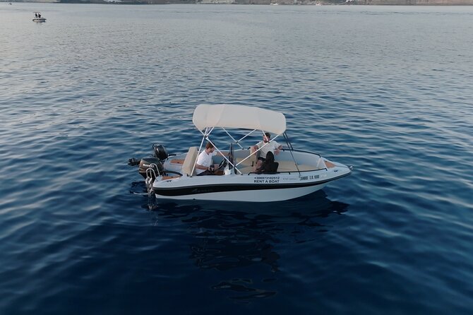 Santorini Rent a Boat - License free private cruise - Should you book this Santorini private cruise?