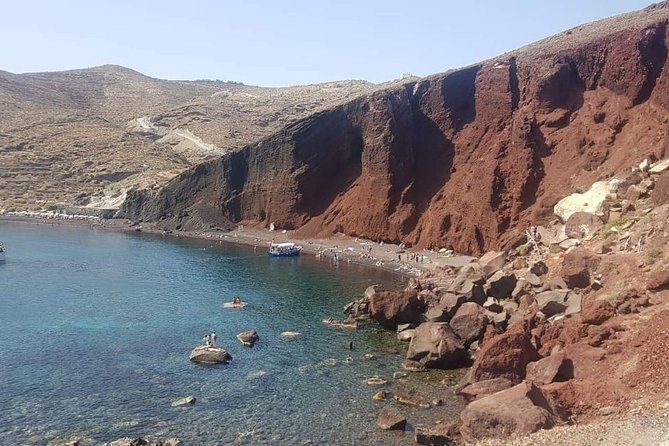 Santorini Round Tour - Red Beach and Black Beach: Two Looks, One Area