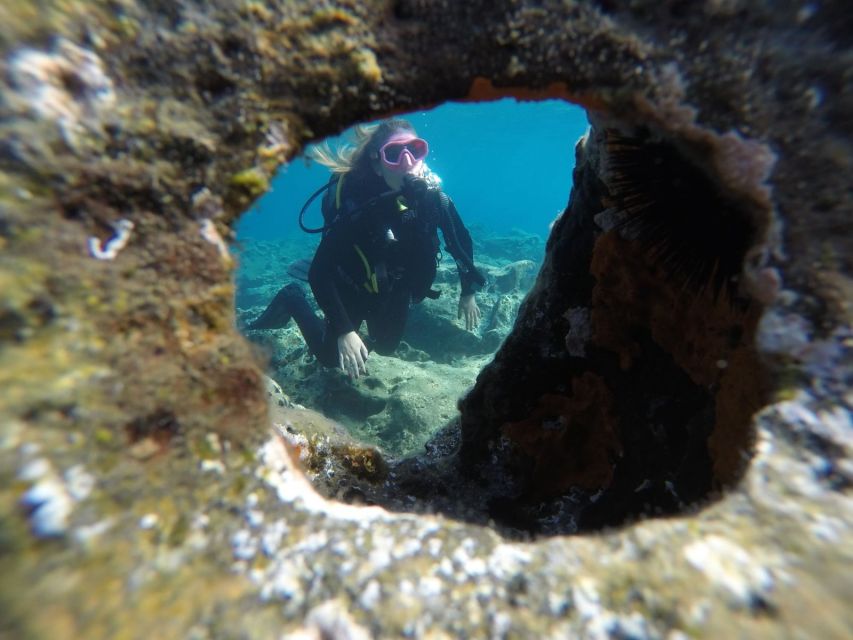 Santorini: Scuba Diving Experience in Caldera for Beginners - The prep before the water: brief, clear, and focused on what you’ll actually do