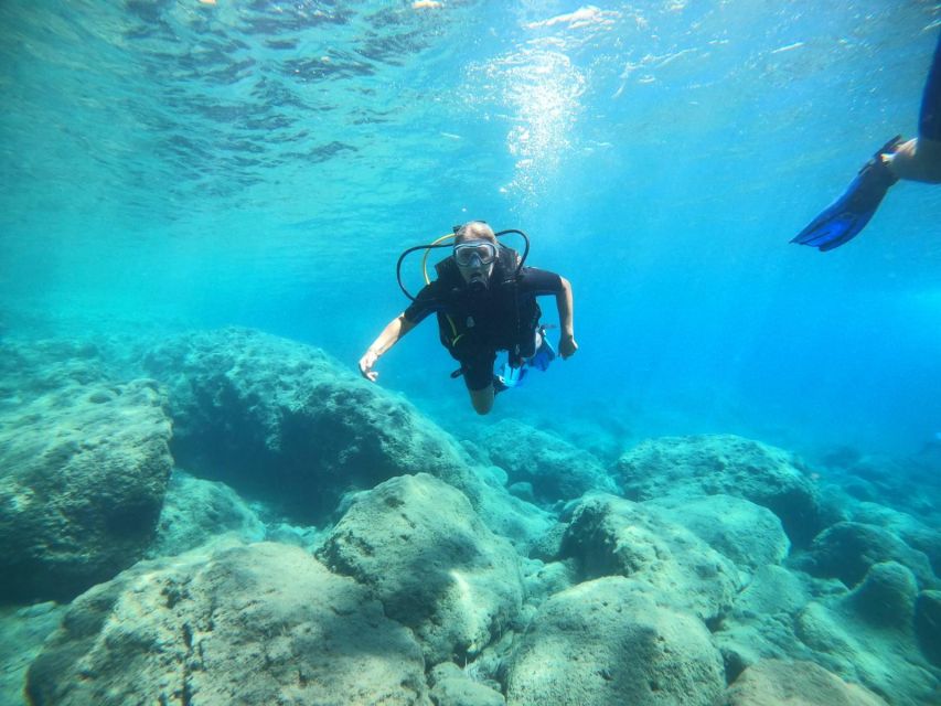 Santorini: Scuba Diving Experience in Caldera for Beginners - The plan for the day: from instruction to about 45 minutes underwater