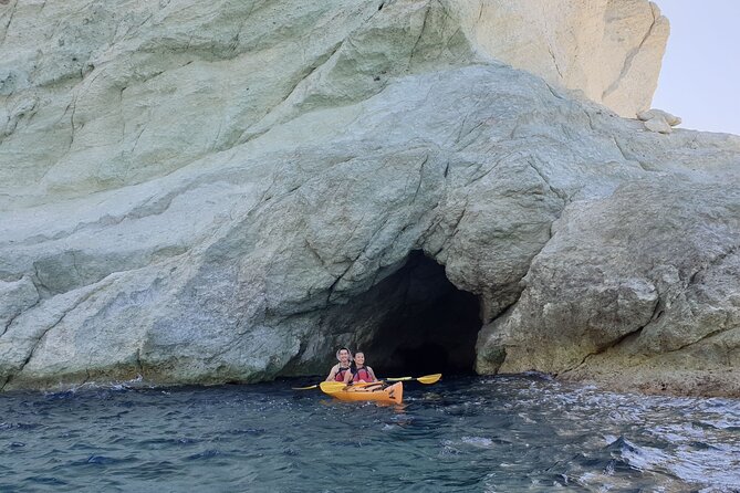 Santorini Sea Kayak - South Discovery, Small Group incl. Sea Caves and picnic - Route highlights: Red Beach, White Beach, Kambia, then Akrotiri