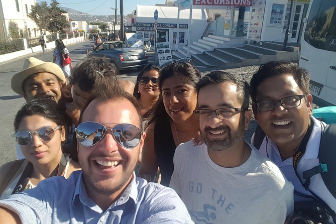 Santorini Sightseeing Private & Custom Made Tour - Oia’s Main Street: Photos, Shops, and the Art Side of Town
