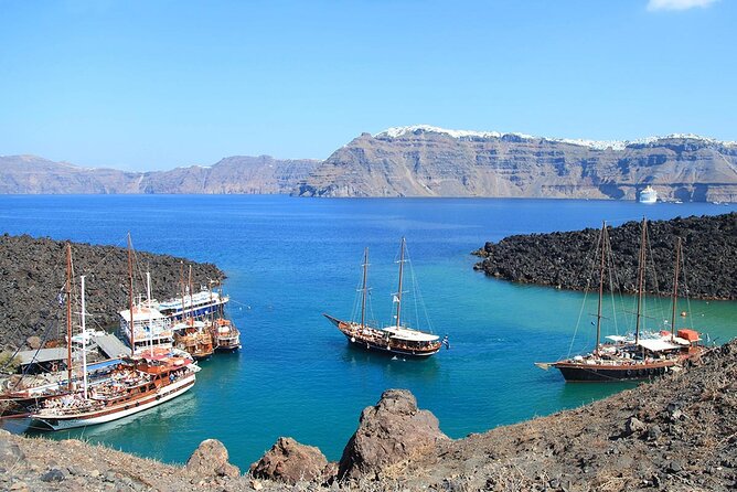 Santorini Sunset Sailing Cruise: Dinner, BBQ, Open Bar, Transfers - The sunset sail back to Vlychada: your payoff moment