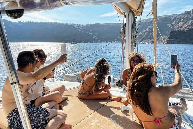 Santorini Sunset Sailing Cruise: Dinner, BBQ, Open Bar, Transfers - Getting to Vlychada Marina: transfers that reduce friction