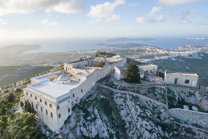 Santorini: The best 4-hours Sightseeing Private Tour! - Who this tour is best for (and who should consider something else)