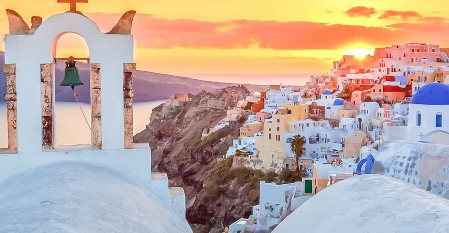 Santorini: Traditional Sightseeing Bus Tour with Oia Sunset - Quick Take