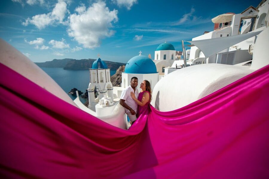 Santorini: Unique Flying Dress Photoshoot Experience - Your 1-Hour Game Plan: Fira Start, Oia Photo Stop