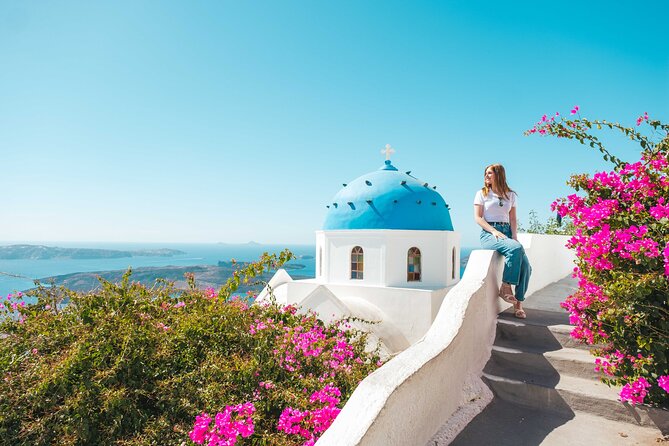 Santorini Vacation Photoshoot - Key things I’d bet you’ll notice first