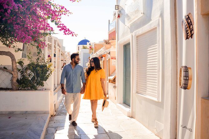Santorini Vacation Photoshoot - The 1-hour flow near the Blue Domes (and what you’re really paying for)