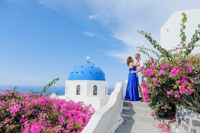 Santorini Vacation Photoshoot - Editing and delivery: what you should expect after the shoot