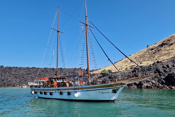 Santorini - Volcano and Hot springs - Getting to the Old Port in Fira (and Not Losing Your Time)