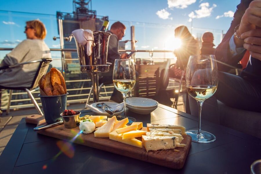 Santorini: Volcano and Hot Springs Sunset Dinner Cruise - Why this Santorini sunset dinner cruise is such a good use of your day