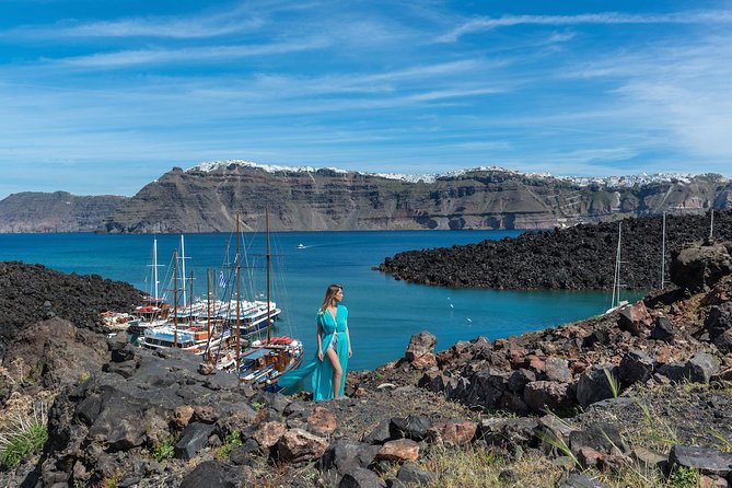 Santorini Volcano Half Day Tour - Getting Down to the Old Harbor: Cable Car, Donkeys, or 587 Steps