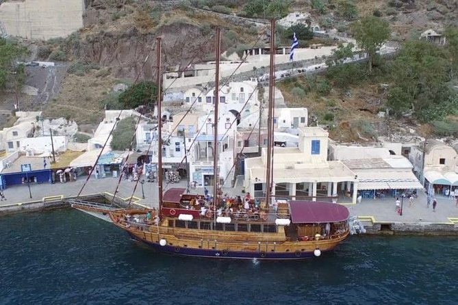 Santorini Volcano Tour - Nea Kameni: the volcano hike, the ridge views, and what you’ll actually see