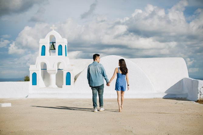 Santorini Walking Tour with a Personal Photographer - Morning Oia vs evening Imerovigli: choosing your best light